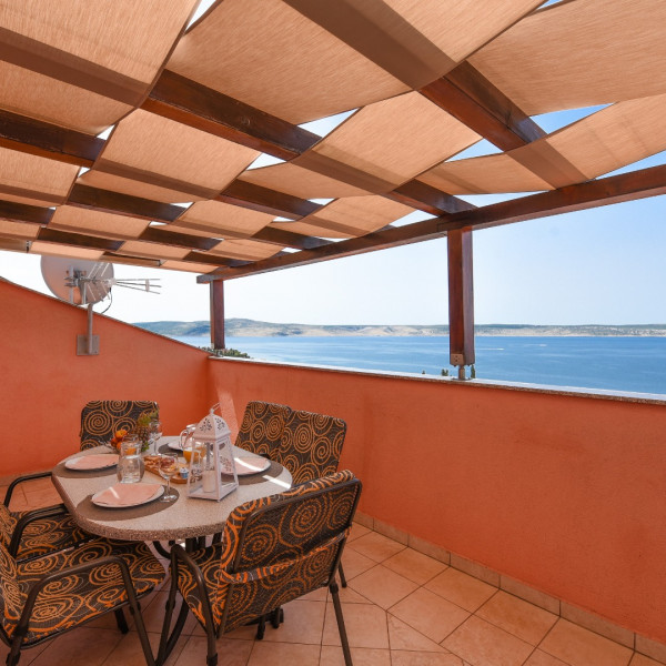 Apartmani Amari, Apartments Amari Starigrad Paklenica, at the foot of Velebit with sea view Starigrad