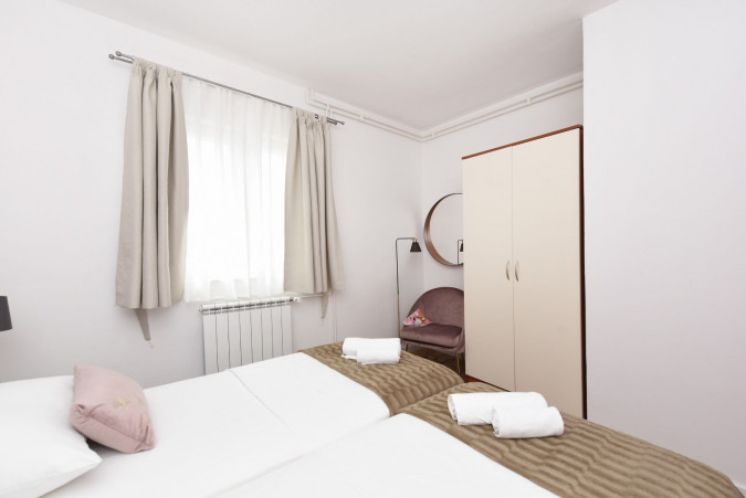 Apartments Amari Starigrad Paklenica, at the foot of Velebit with sea view Starigrad