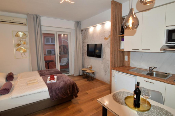 Apartments Amari Starigrad Paklenica, at the foot of Velebit with sea view Starigrad